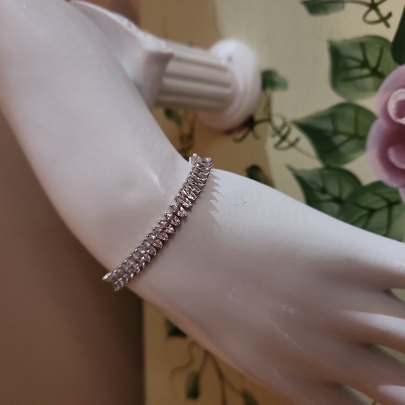 JTV Bella Luce Jewelry - Bella Luce Sterling Silver Rhodium Marquise Bracelet